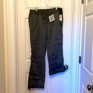 *NWT* Supplies by Unionbay cargo pants, sz. 16w